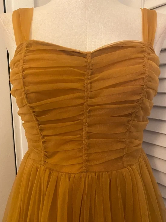 H&M Mustard Ruched Bodice Midi Dress- Size 8 - Picture 4 of 10